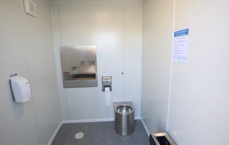 WC NA PARKIRIŠČU 06 FOTO LJUBO VUKELIČ